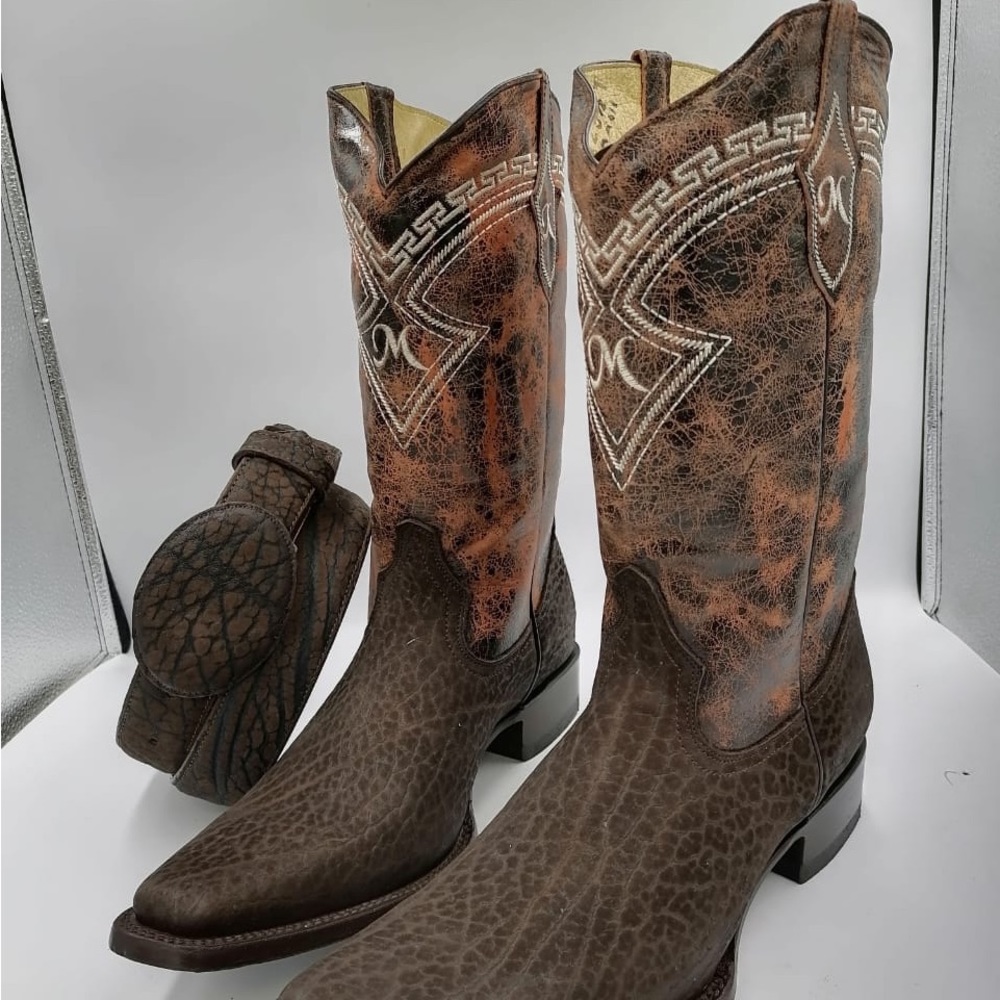 New Boots cowboy Mexican manufactured and belt never worm